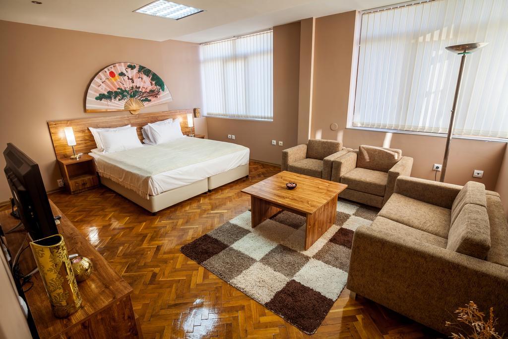 Panorama Top Floor Rooms In Hotel Tundzha Jamboł Zewnętrze zdjęcie